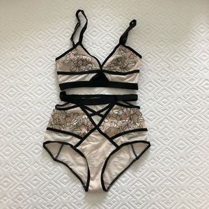 ASOS Floral Lingerie 🌸